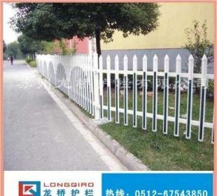供應(yīng)廠 PVC護(hù)欄的多功能應(yīng)用與世界工廠網(wǎng)產(chǎn)品庫(kù)解析